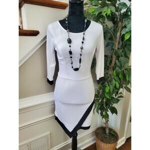 Design Women's White Polyester Round Neck Long Sleeve Knee Length Dress Size M